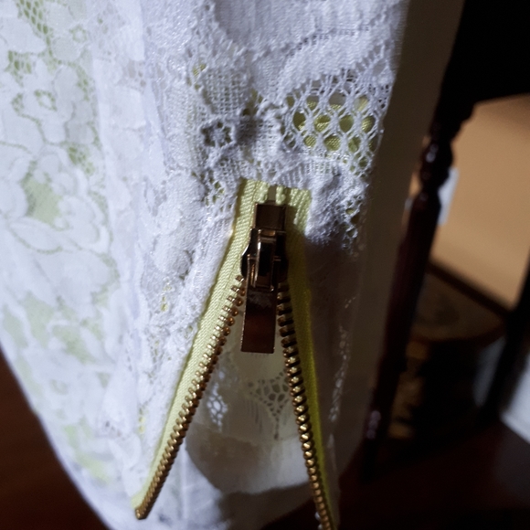 Kenneth Cole lace bomber jacket - Picture 5 of 6